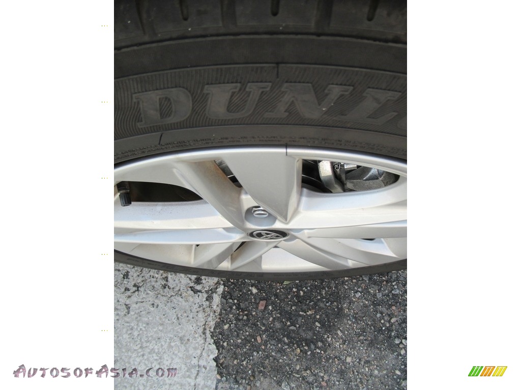 2020 Corolla Hatchback SE - Blizzard Pearl / Black photo #9