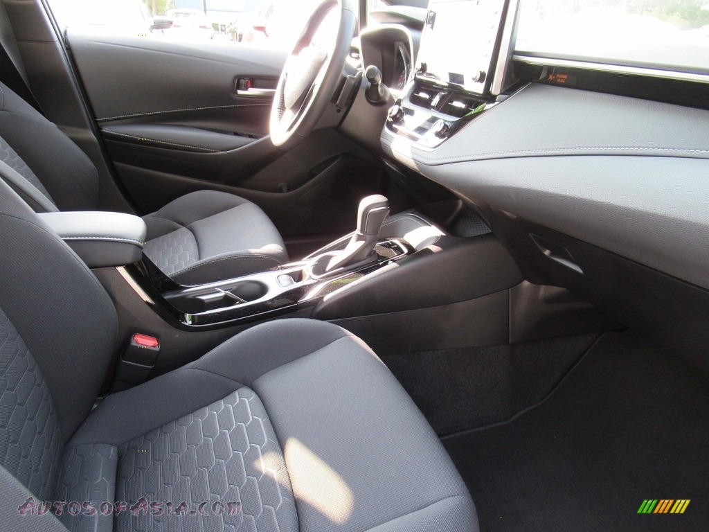 2020 Corolla Hatchback SE - Blizzard Pearl / Black photo #13