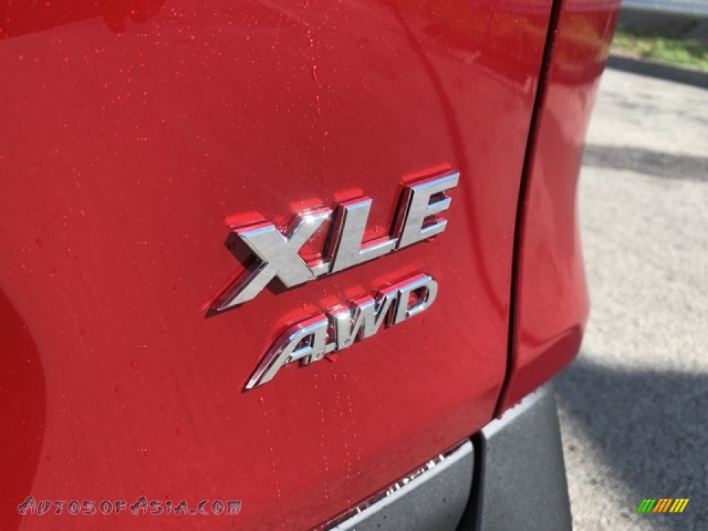 2021 RAV4 XLE AWD - Ruby Flare Pearl / Black photo #28
