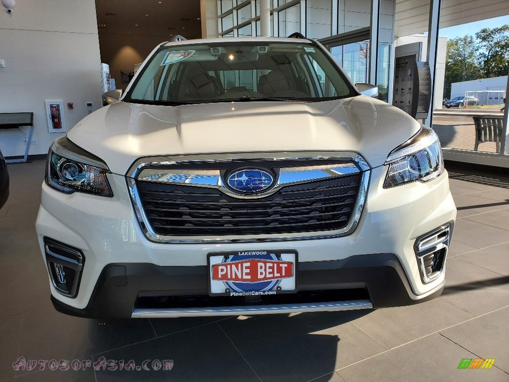 2020 Forester 2.5i Touring - Crystal White Pearl / Saddle Brown photo #3