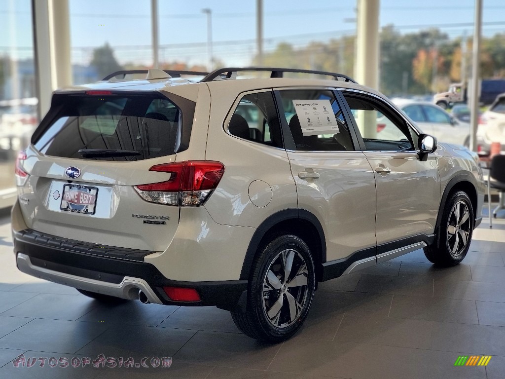 2020 Forester 2.5i Touring - Crystal White Pearl / Saddle Brown photo #12