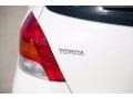Toyota Yaris 5 Door Liftback Polar White photo #10