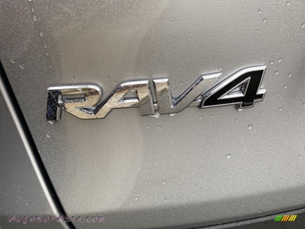 2021 RAV4 XLE AWD Hybrid - Silver Sky Metallic / Light Gray photo #27
