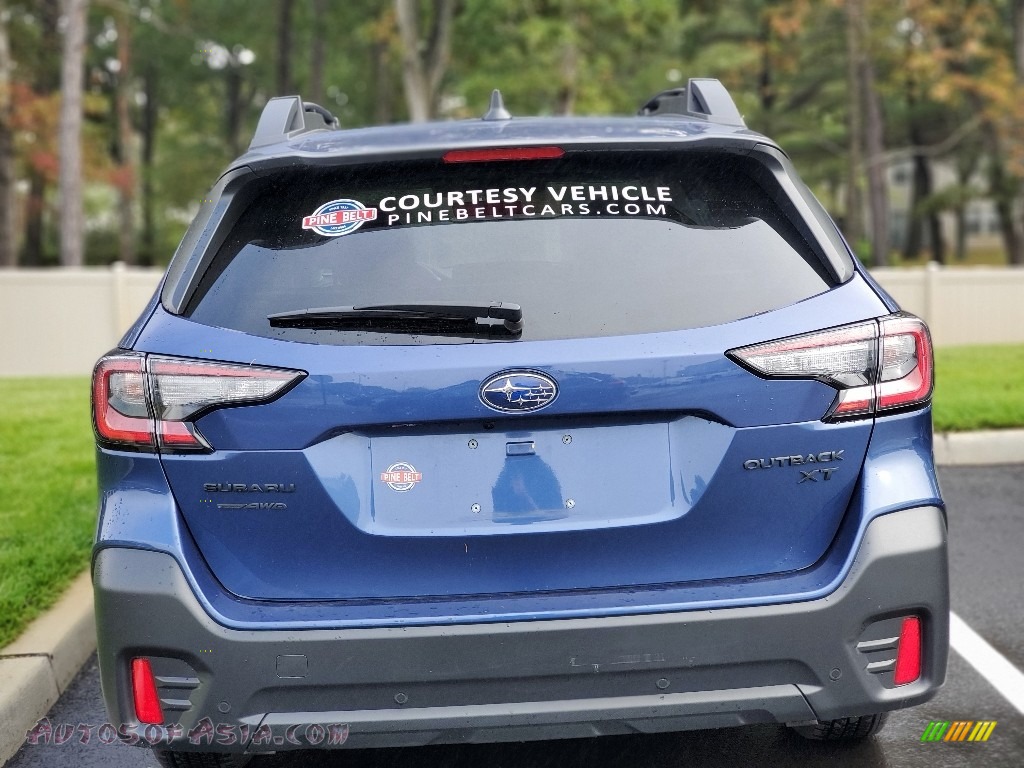 2020 Outback Onyx Edition XT - Abyss Blue Pearl / Gray StarTex photo #3