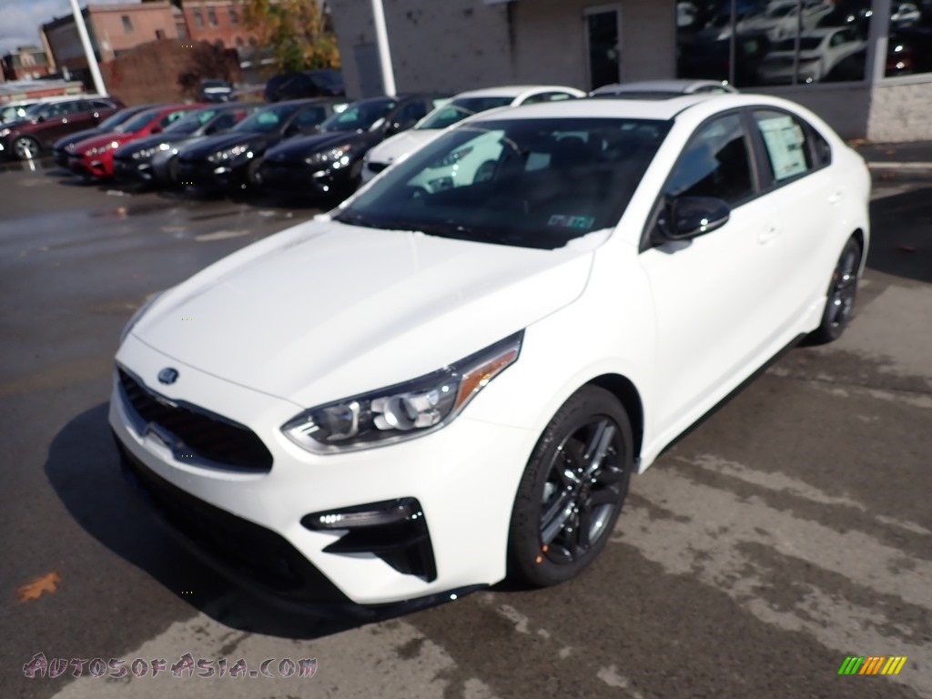 2021 Forte GT-Line - Clear White / Black photo #5