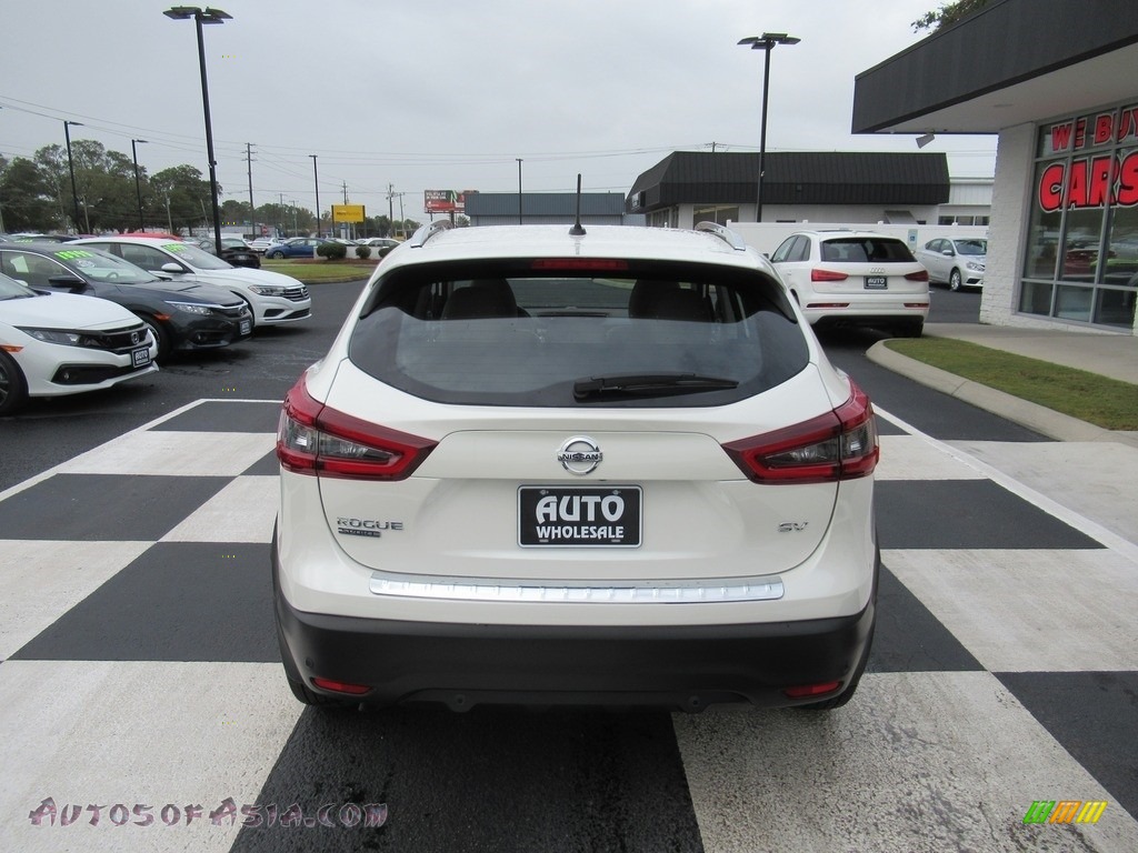 2020 Rogue SV - Pearl White Tricoat / Almond photo #4