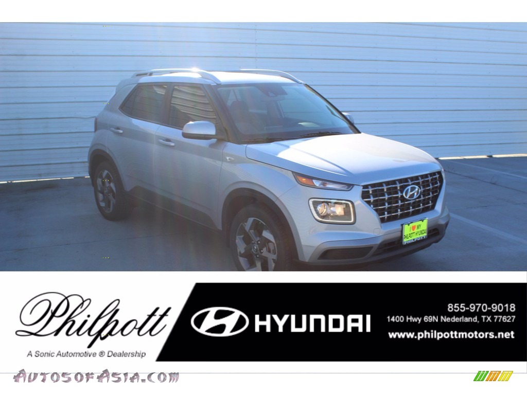 Stellar Silver / Gray Hyundai Venue SEL