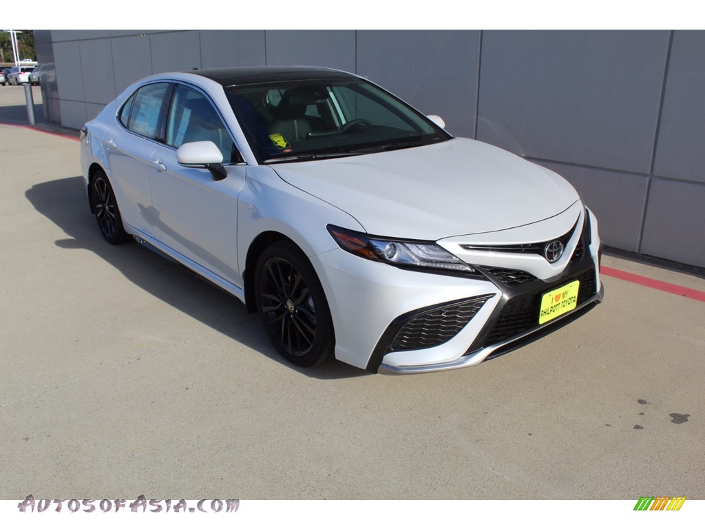 2021 Camry XSE - Wind Chill Pearl / Black photo #2