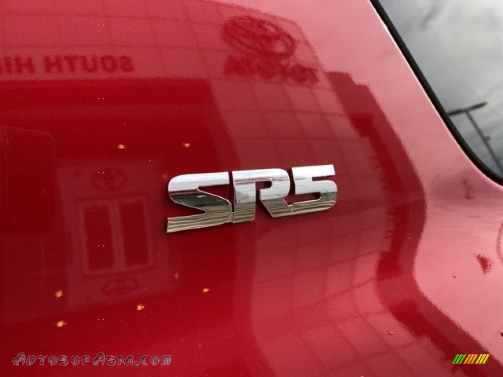 2021 4Runner SR5 Premium 4x4 - Barcelona Red Metallic / Black/Graphite photo #31