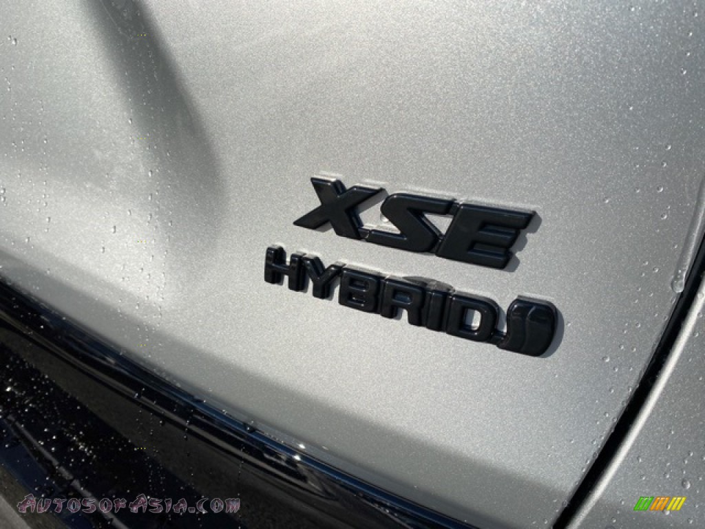 2021 RAV4 XSE AWD Hybrid - Silver Sky Metallic / Black photo #24