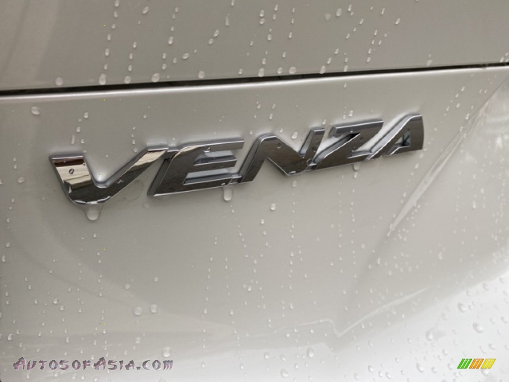 2021 Venza Hybrid XLE AWD - Blizzard White Pearl / Black photo #23 2021 Venza Hybrid XLE AWD - Blizzard White Pearl / Black photo #23