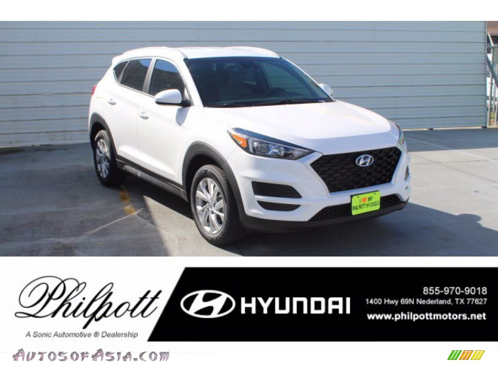 White Cream / Beige Hyundai Tucson Value