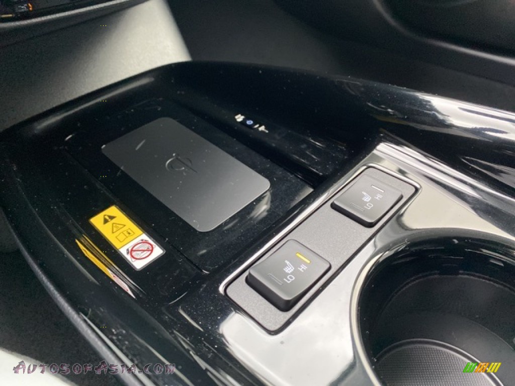2021 Prius XLE AWD-e - Magnetic Gray Metallic / Moonstone photo #17