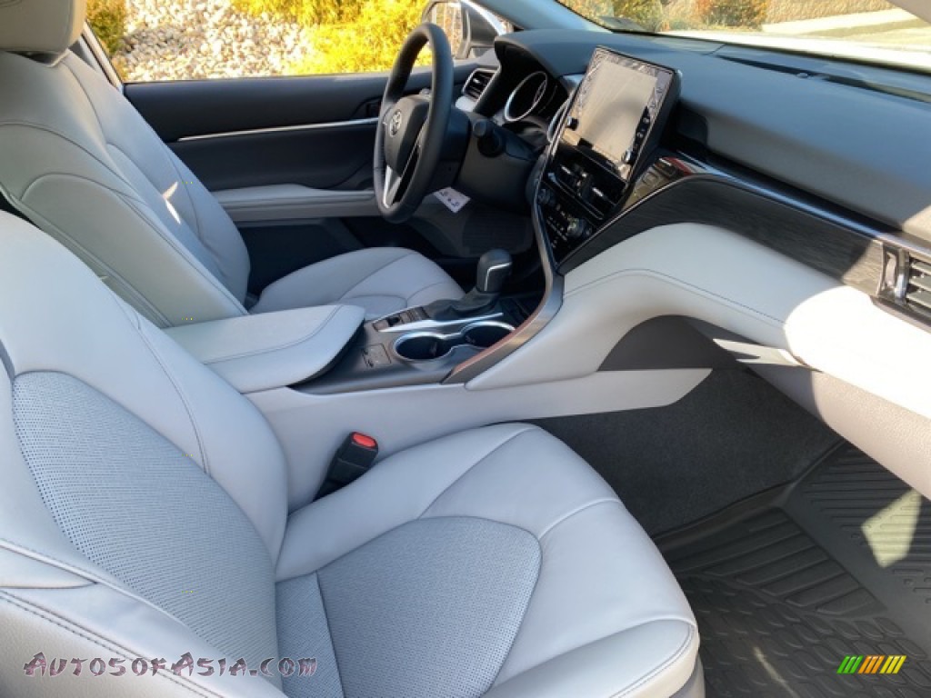 2021 Camry XLE AWD - Wind Chill Pearl / Ash photo #10