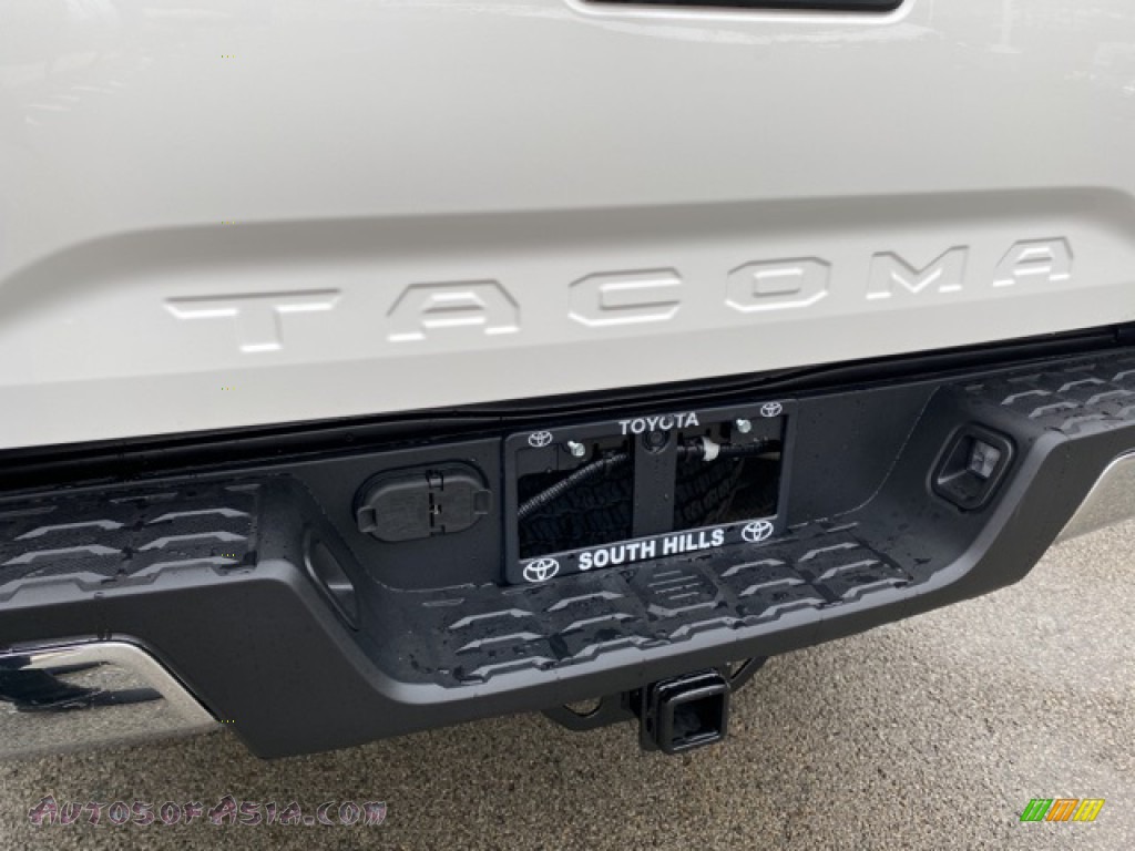 2021 Tacoma TRD Off Road Double Cab 4x4 - Super White / TRD Cement/Black photo #21