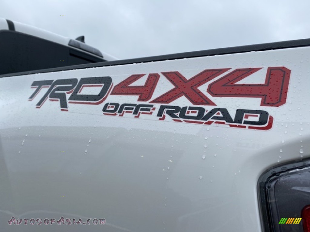 2021 Tacoma TRD Off Road Double Cab 4x4 - Super White / TRD Cement/Black photo #23