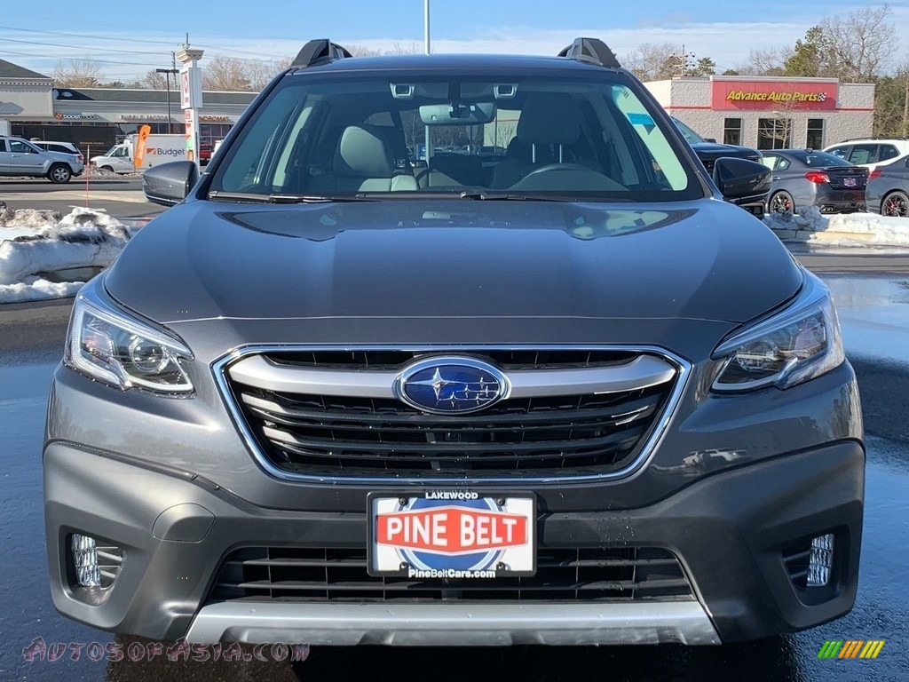 2021 Outback Limited XT - Magnetite Gray Metallic / Gray photo #3