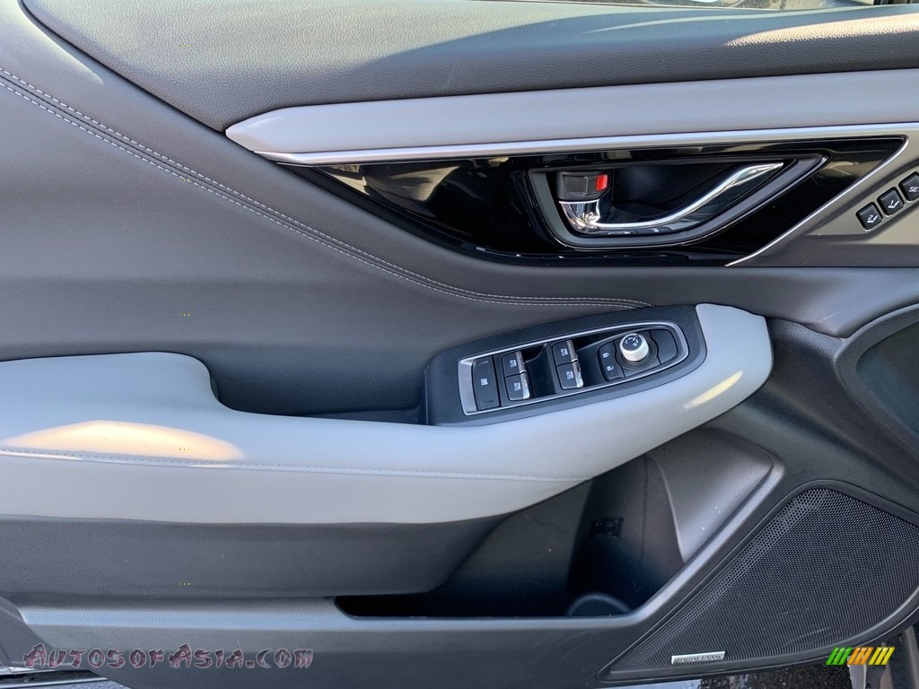 2021 Outback Limited XT - Magnetite Gray Metallic / Gray photo #13