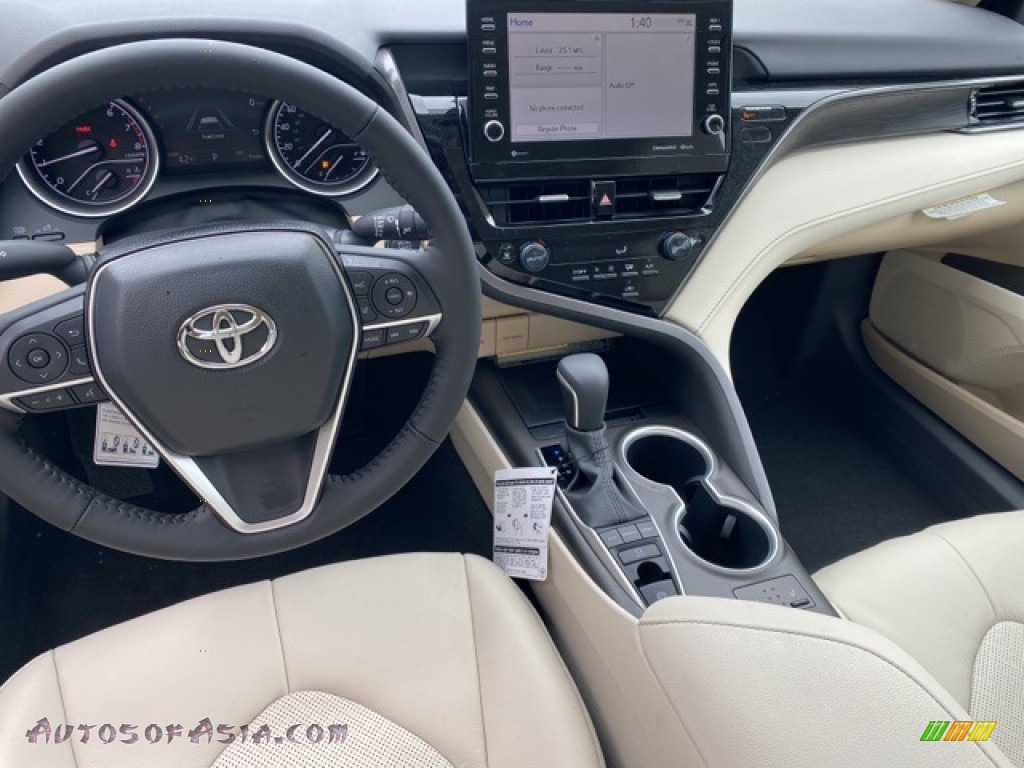 2021 Camry XLE AWD - Wind Chill Pearl / Black photo #3