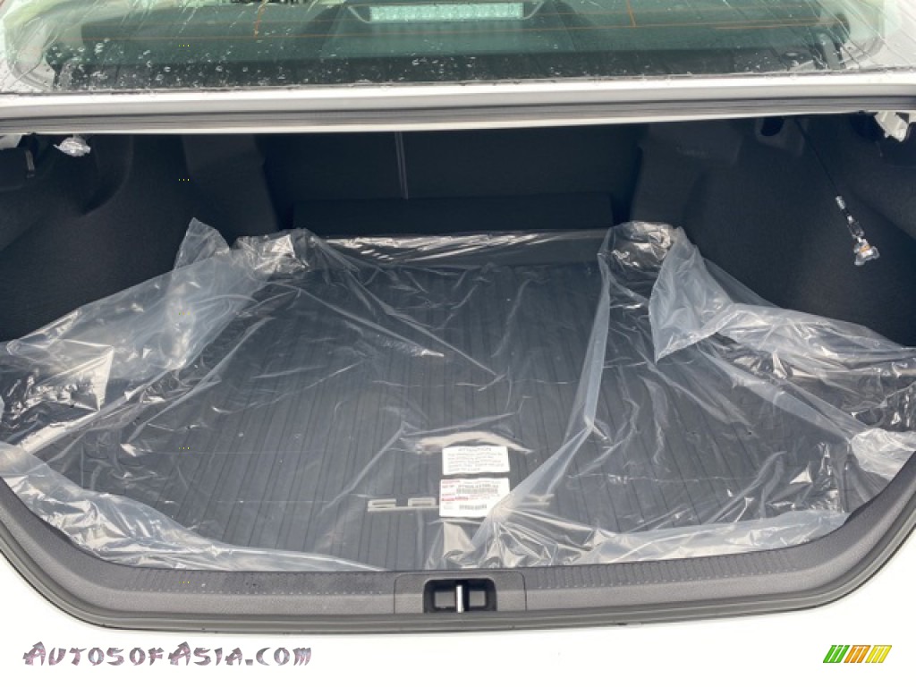 2021 Camry XLE AWD - Wind Chill Pearl / Black photo #25