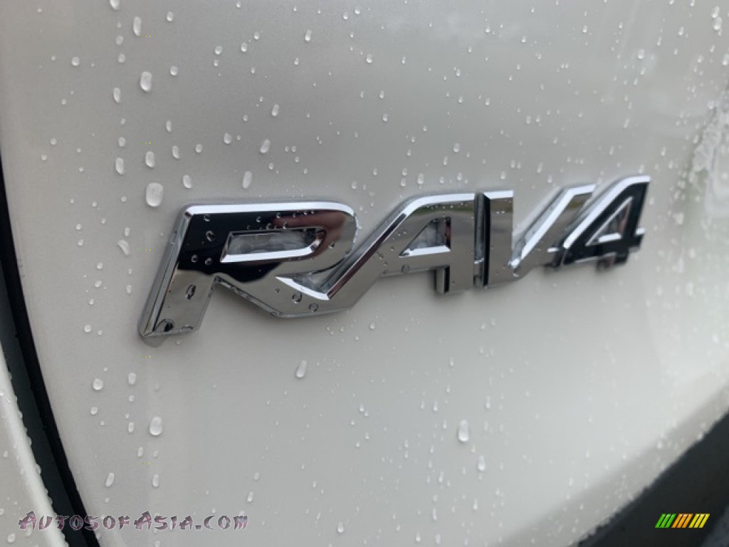 2021 RAV4 XLE Premium AWD - Super White / Black photo #25
