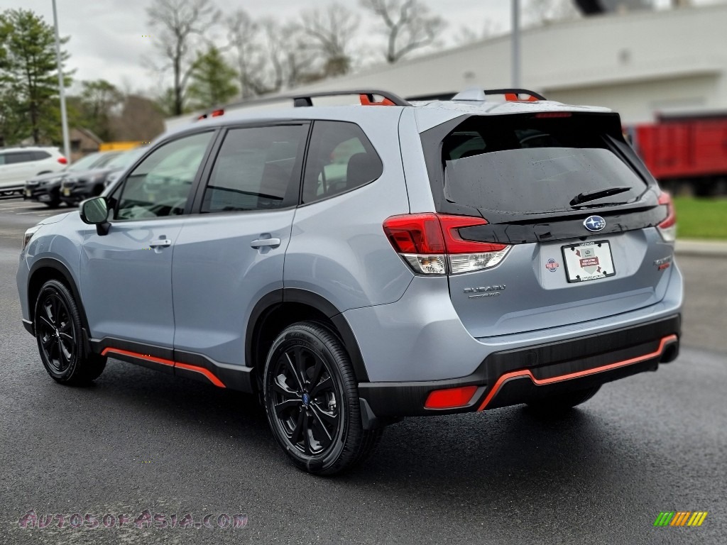 2021 Forester 2.5i Sport - Ice Silver Metallic / Gray photo #18