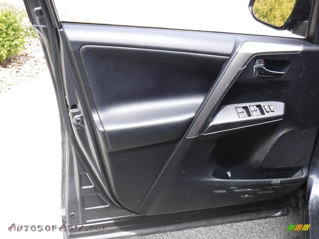 2018 RAV4 XLE AWD - Magnetic Gray Metallic / Black photo #19