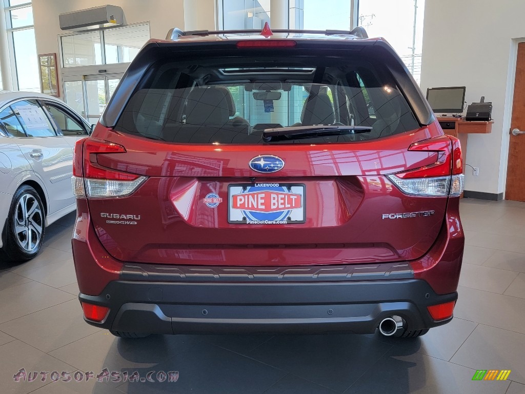 2021 Forester 2.5i Limited - Crimson Red Pearl / Gray photo #7