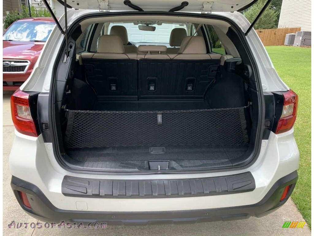 2018 Outback 2.5i Limited - Crystal White Pearl / Ivory photo #7