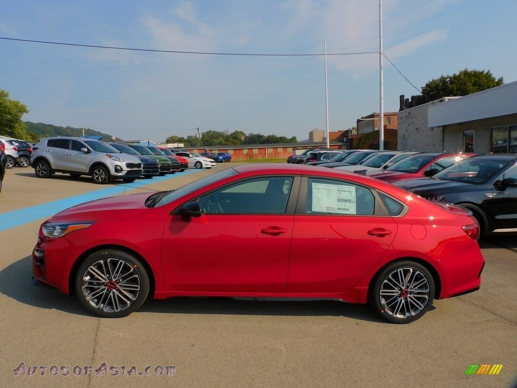 2021 Forte GT - Currant Red / Black photo #6
