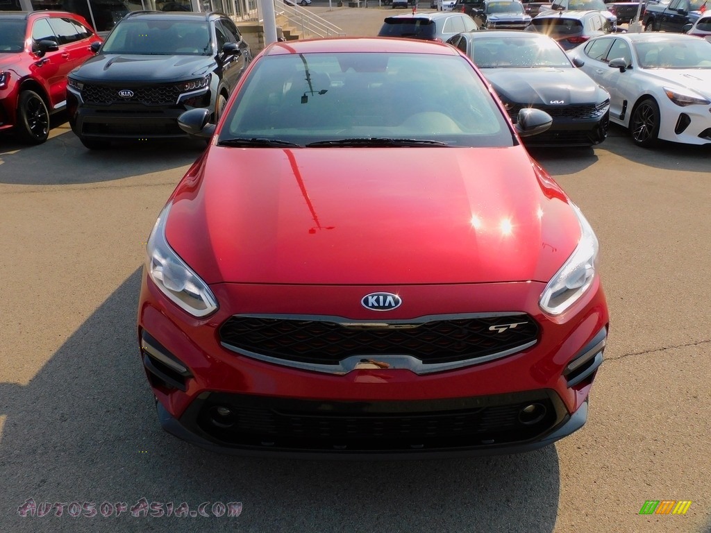 2021 Forte GT - Currant Red / Black photo #8