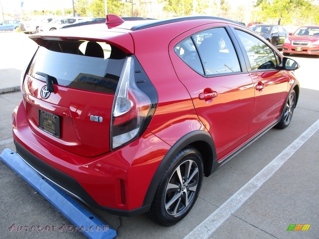 2018 Prius c Two - Absolutely Red / Gray/Dark Gray Two-Tone photo #5