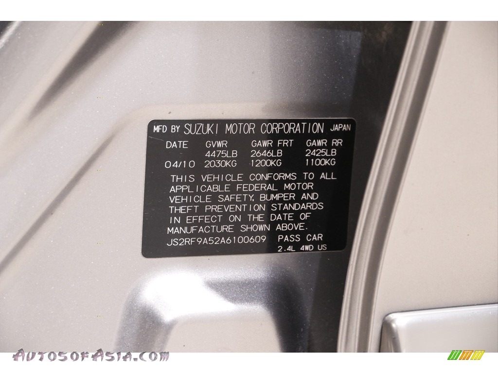 2010 Kizashi GTS AWD - Platinum Silver Metallic / Black photo #19