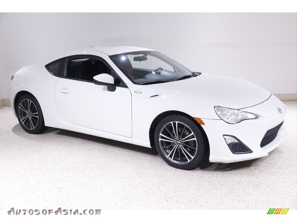 2015 FR-S  - Halo / Black/Red Accents photo #1