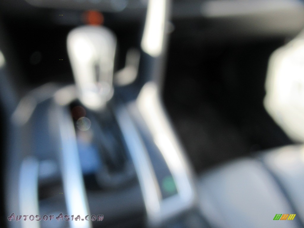 2021 Civic LX Sedan - Platinum White Pearl / Ivory photo #19