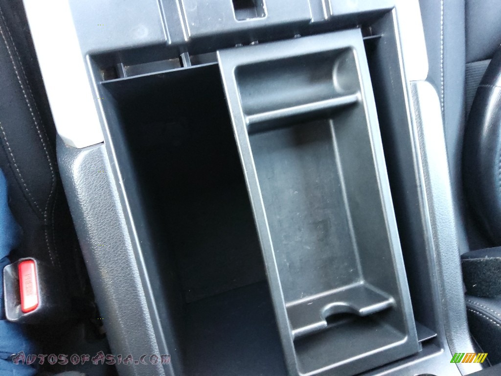 2018 TITAN XD SV Crew Cab 4x4 - Gun Metallic / Black photo #30