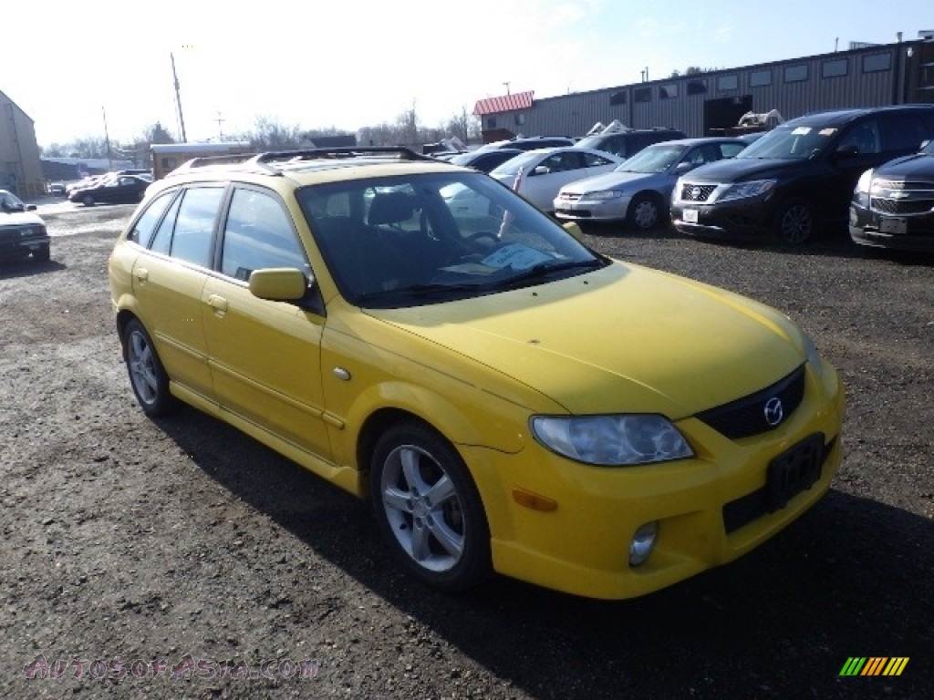 2002 Protege 5 Wagon - Vivid Yellow / Off Black photo #3