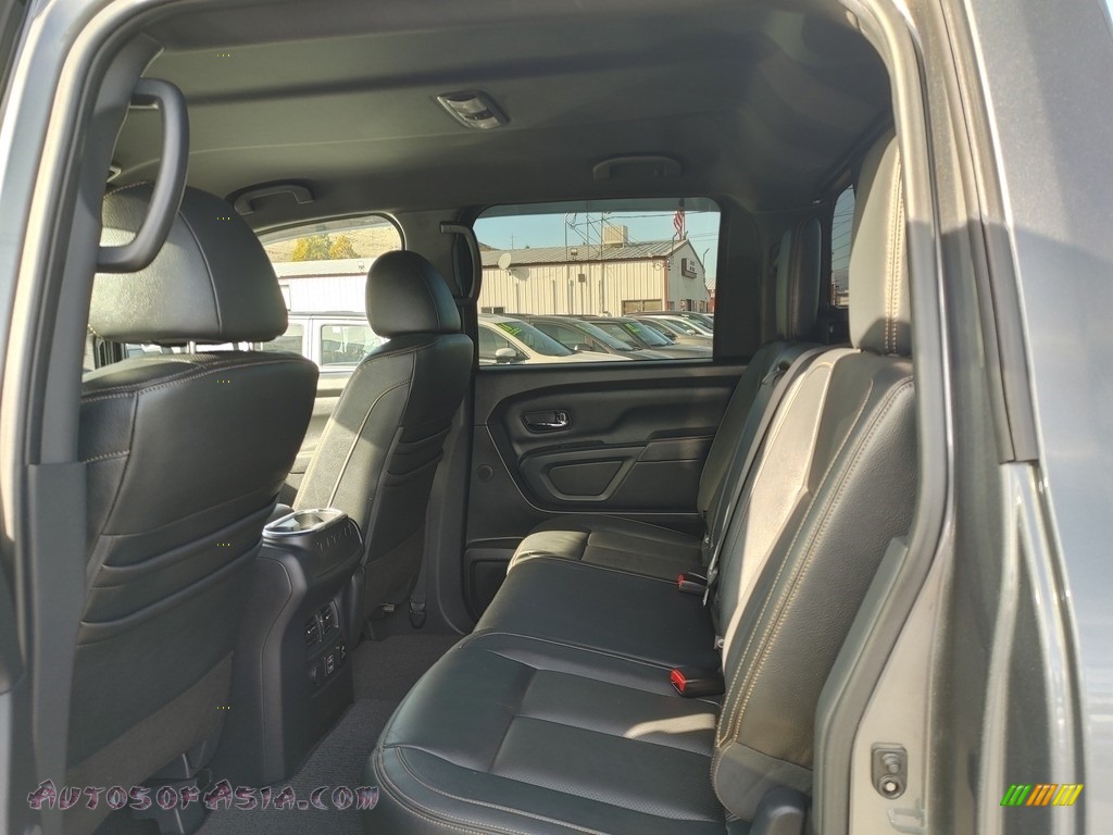 2019 TITAN XD SL Crew Cab 4x4 - Gun Metallic / Black photo #6