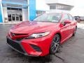 Toyota Camry SE AWD Supersonic Red photo #2