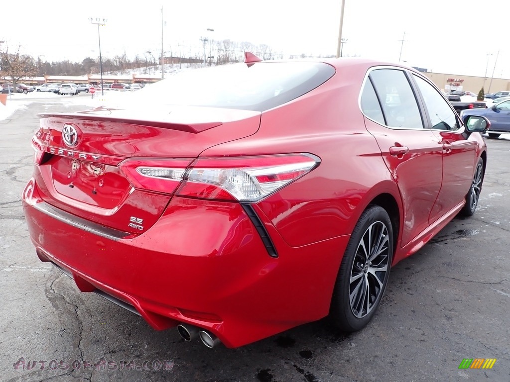 2020 Camry SE AWD - Supersonic Red / Black photo #7