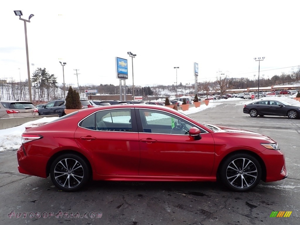 2020 Camry SE AWD - Supersonic Red / Black photo #9