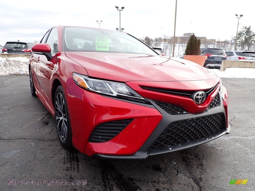 2020 Camry SE AWD - Supersonic Red / Black photo #11