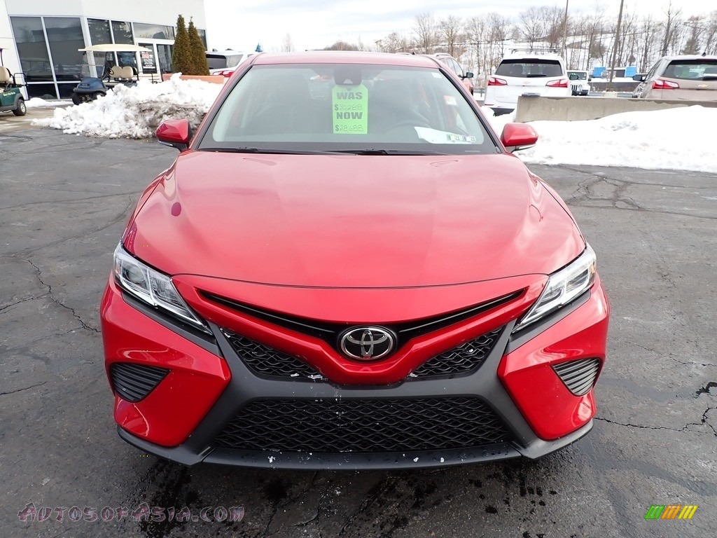 2020 Camry SE AWD - Supersonic Red / Black photo #12
