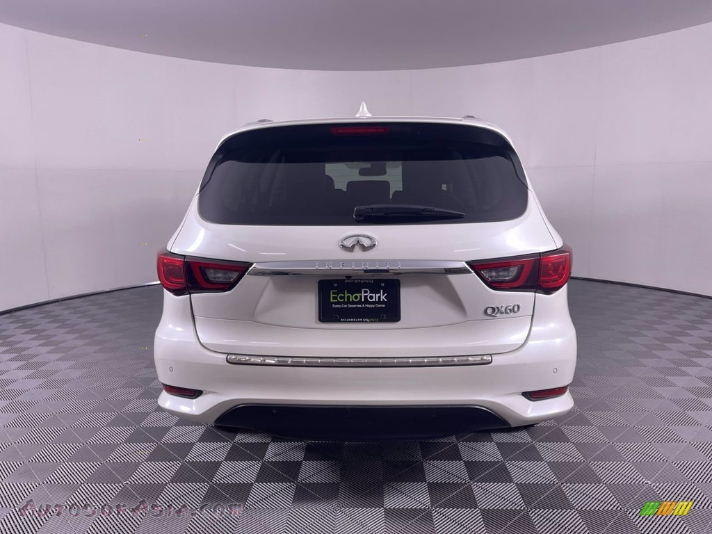 2018 QX60 3.5 AWD - Majestic White / Graphite photo #6