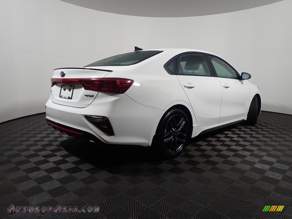2021 Forte GT-Line - Clear White / Black photo #17