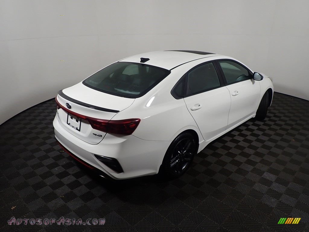 2021 Forte GT-Line - Clear White / Black photo #18