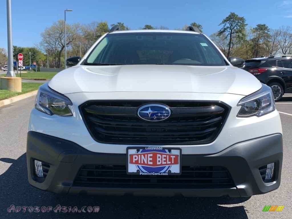2022 Outback Onyx Edition XT - Crystal White Pearl / Gray StarTex photo #3