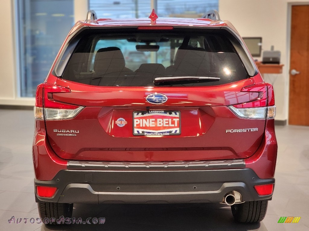 2022 Forester Limited - Crimson Red Pearl / Gray photo #5