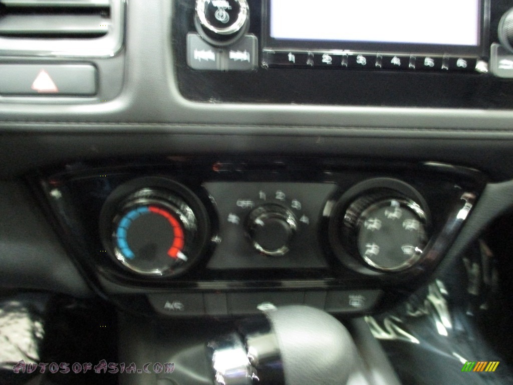 2021 HR-V LX AWD - Crystal Black Pearl / Black photo #36
