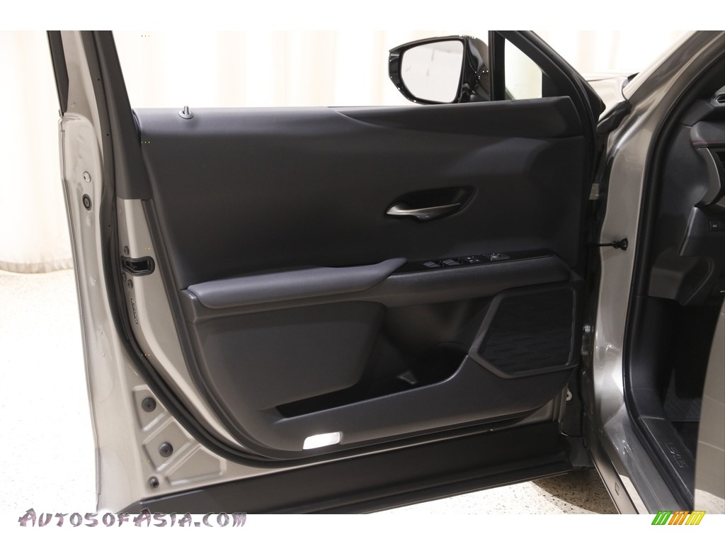 2021 UX 250h F Sport AWD - Atomic Silver / Black photo #4